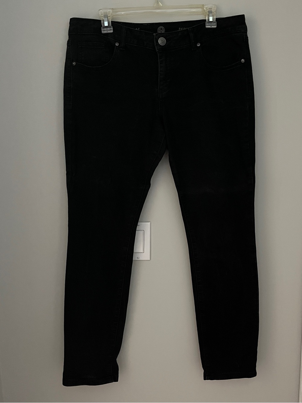 SO Women's Black Skinny Jeans